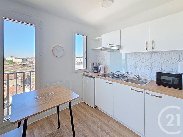 Appartement F1 à louer - 1 pièce - 27.11 m2 - TROYES - 10 - CHAMPAGNE-ARDENNE - Century 21 Lairé Immobilier