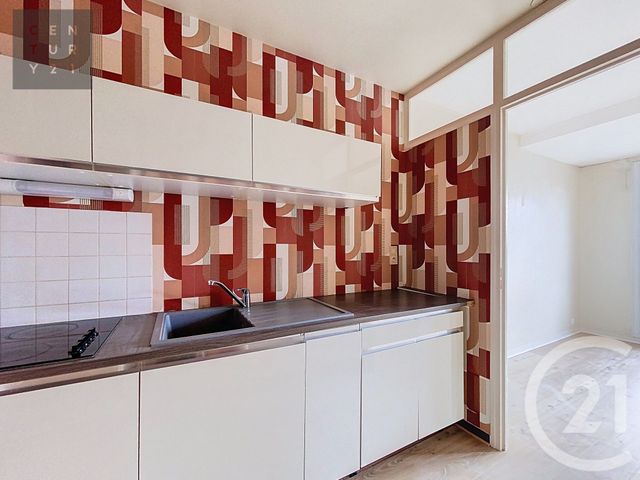 Appartement F2 à louer - 2 pièces - 59.0 m2 - TROYES - 10 - CHAMPAGNE-ARDENNE - Century 21 Lairé Immobilier