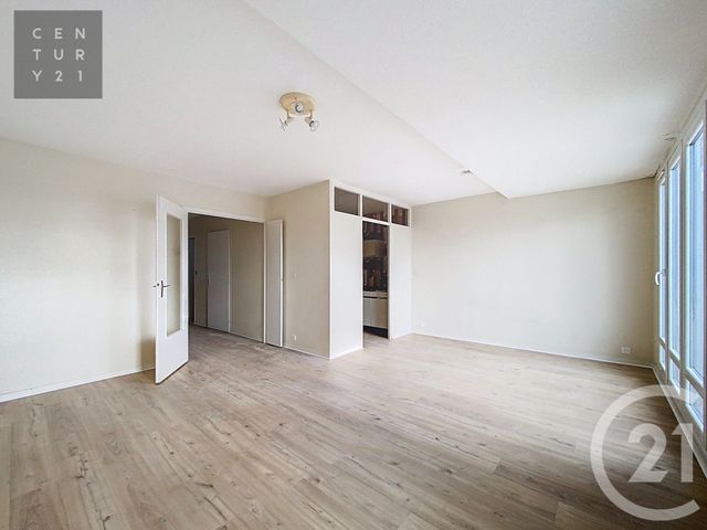 Appartement F2 à louer - 2 pièces - 59.0 m2 - TROYES - 10 - CHAMPAGNE-ARDENNE - Century 21 Lairé Immobilier