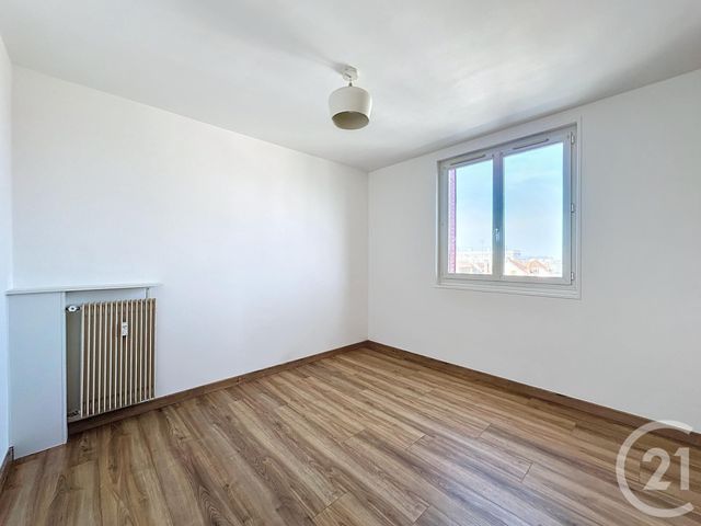 Appartement F3 à louer - 3 pièces - 56.0 m2 - TROYES - 10 - CHAMPAGNE-ARDENNE - Century 21 Lairé Immobilier