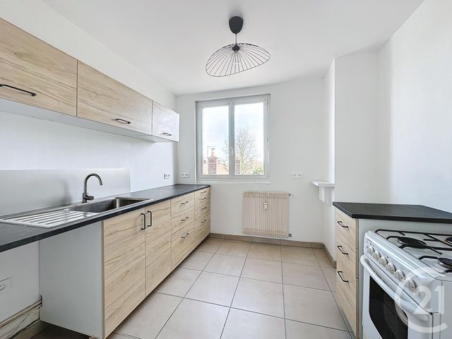 Appartement F3 à louer - 3 pièces - 56.0 m2 - TROYES - 10 - CHAMPAGNE-ARDENNE - Century 21 Lairé Immobilier