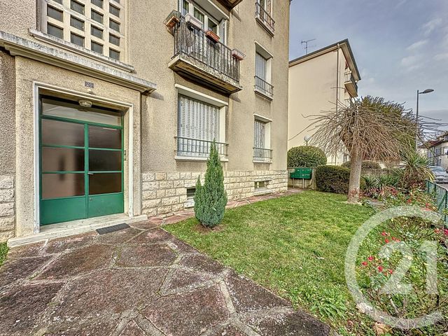 Appartement F3 à louer - 3 pièces - 63.0 m2 - TROYES - 10 - CHAMPAGNE-ARDENNE - Century 21 Lairé Immobilier