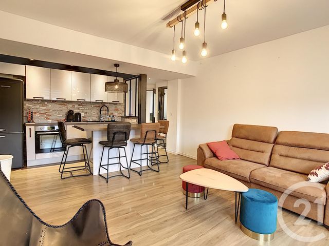 Appartement à vendre - 2 pièces - 46.12 m2 - TROYES - 10 - CHAMPAGNE-ARDENNE - Century 21 Lairé Immobilier