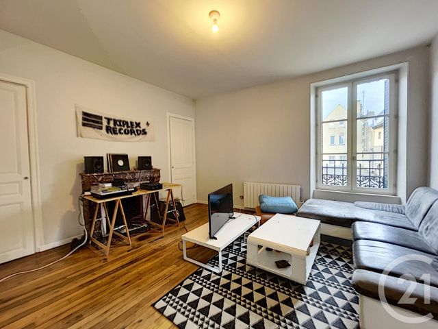 Appartement F5 à louer - 5 pièces - 118.0 m2 - TROYES - 10 - CHAMPAGNE-ARDENNE - Century 21 Lairé Immobilier