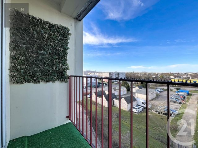 Appartement à vendre - 4 pièces - 80.01 m2 - LA CHAPELLE ST LUC - 10 - CHAMPAGNE-ARDENNE - Century 21 Lairé Immobilier