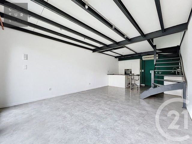 Appartement Loft à vendre - 3 pièces - 64.21 m2 - TROYES - 10 - CHAMPAGNE-ARDENNE - Century 21 Lairé Immobilier