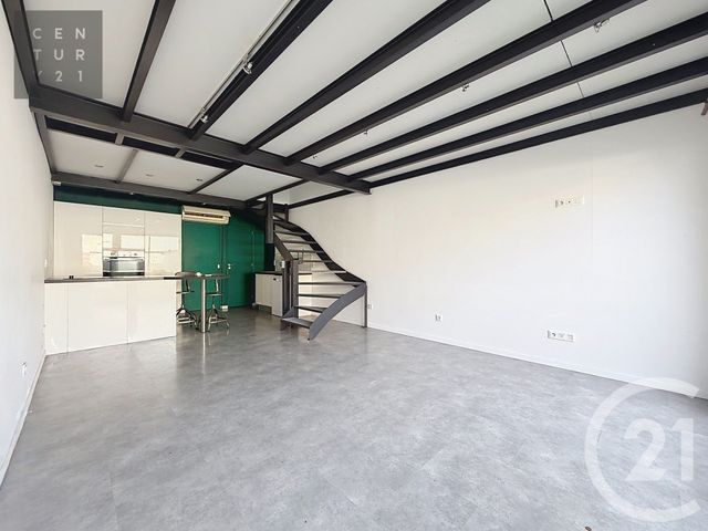 Appartement Loft à vendre - 3 pièces - 64.21 m2 - TROYES - 10 - CHAMPAGNE-ARDENNE - Century 21 Lairé Immobilier