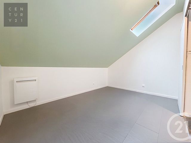 Appartement Loft à vendre - 3 pièces - 64.21 m2 - TROYES - 10 - CHAMPAGNE-ARDENNE - Century 21 Lairé Immobilier