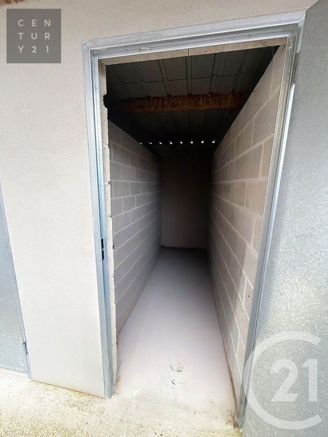 Appartement Loft à vendre - 3 pièces - 64.21 m2 - TROYES - 10 - CHAMPAGNE-ARDENNE - Century 21 Lairé Immobilier