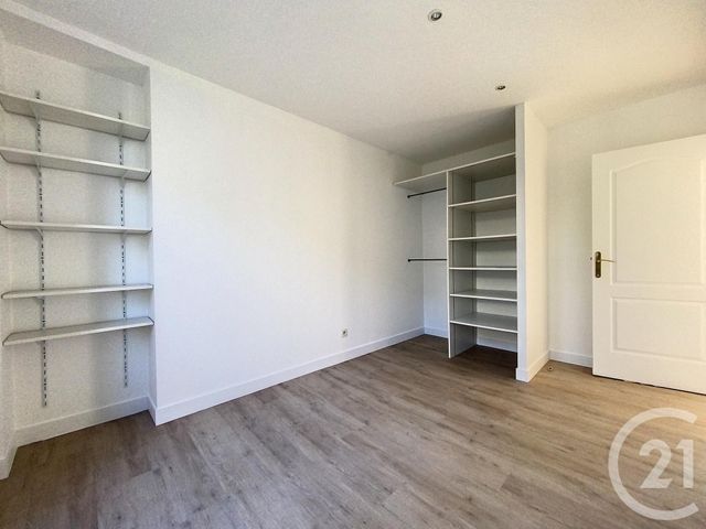 Appartement F2 à louer - 2 pièces - 42.01 m2 - STE SAVINE - 10 - CHAMPAGNE-ARDENNE - Century 21 Lairé Immobilier