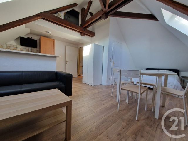 Appartement F1 à louer - 1 pièce - 21.54 m2 - STE SAVINE - 10 - CHAMPAGNE-ARDENNE - Century 21 Lairé Immobilier