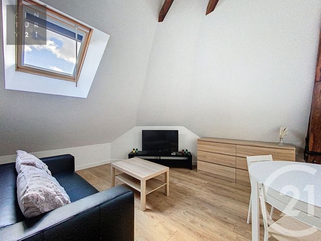 Appartement F1 à louer - 1 pièce - 21.54 m2 - STE SAVINE - 10 - CHAMPAGNE-ARDENNE - Century 21 Lairé Immobilier