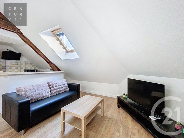 Appartement F1 à louer STE SAVINE