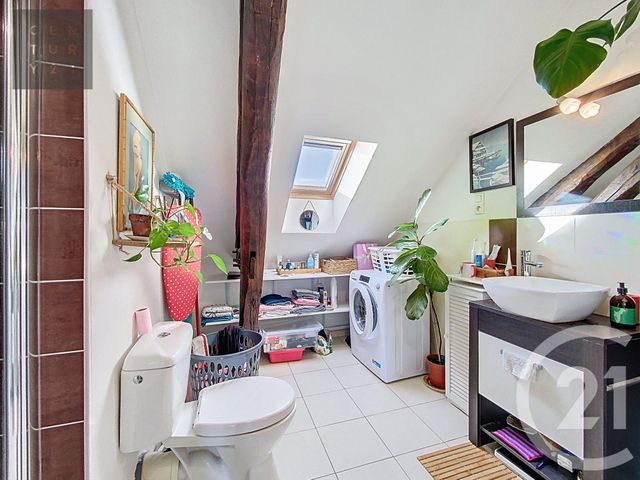 Appartement T2 à louer - 2 pièces - 53.16 m2 - TROYES - 10 - CHAMPAGNE-ARDENNE - Century 21 Lairé Immobilier