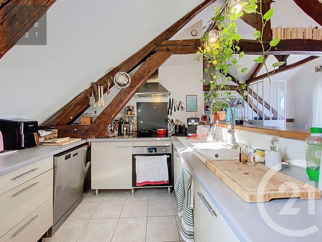 Appartement T2 à louer - 2 pièces - 53.16 m2 - TROYES - 10 - CHAMPAGNE-ARDENNE - Century 21 Lairé Immobilier