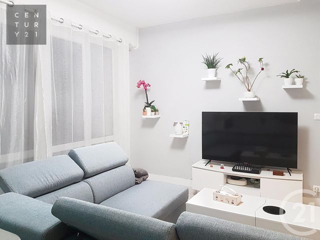 Appartement à vendre - 2 pièces - 45.08 m2 - TROYES - 10 - CHAMPAGNE-ARDENNE - Century 21 Lairé Immobilier