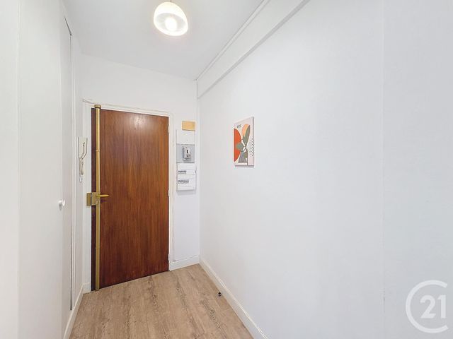 Appartement F1 à louer - 1 pièce - 26.1 m2 - TROYES - 10 - CHAMPAGNE-ARDENNE - Century 21 Lairé Immobilier