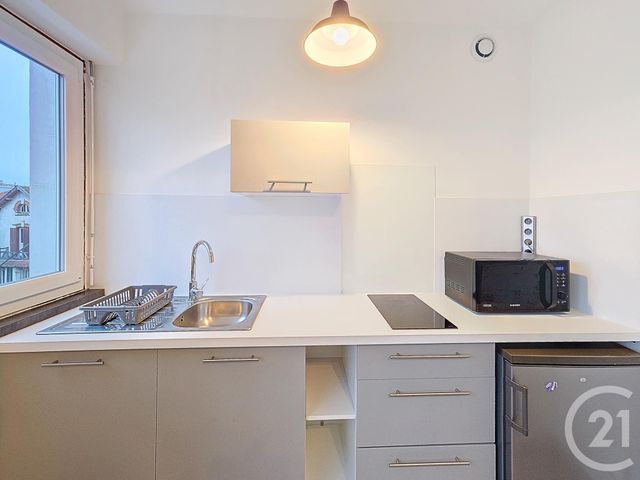 Appartement F1 à louer - 1 pièce - 26.1 m2 - TROYES - 10 - CHAMPAGNE-ARDENNE - Century 21 Lairé Immobilier