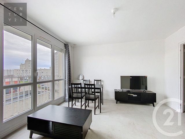 Appartement Studio à louer - 1 pièce - 27.0 m2 - ST JULIEN LES VILLAS - 10 - CHAMPAGNE-ARDENNE - Century 21 Lairé Immobilier