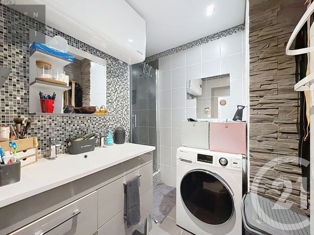 Appartement à vendre - 3 pièces - 69.54 m2 - TROYES - 10 - CHAMPAGNE-ARDENNE - Century 21 Lairé Immobilier