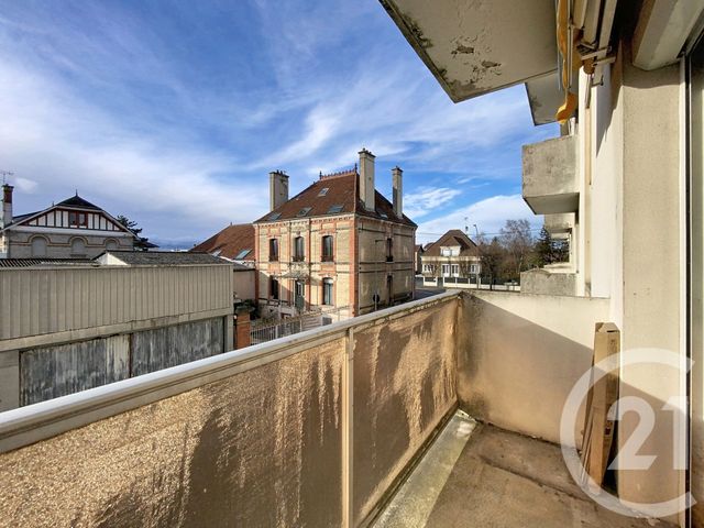 Appartement T2 à louer - 2 pièces - 46.51 m2 - STE SAVINE - 10 - CHAMPAGNE-ARDENNE - Century 21 Lairé Immobilier