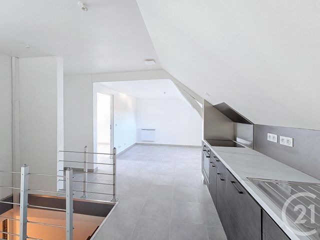 Appartement F4 à louer - 4 pièces - 51.9 m2 - STE SAVINE - 10 - CHAMPAGNE-ARDENNE - Century 21 Lairé Immobilier