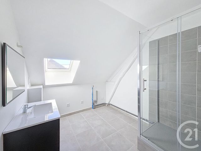 Appartement F4 à louer - 4 pièces - 51.9 m2 - STE SAVINE - 10 - CHAMPAGNE-ARDENNE - Century 21 Lairé Immobilier