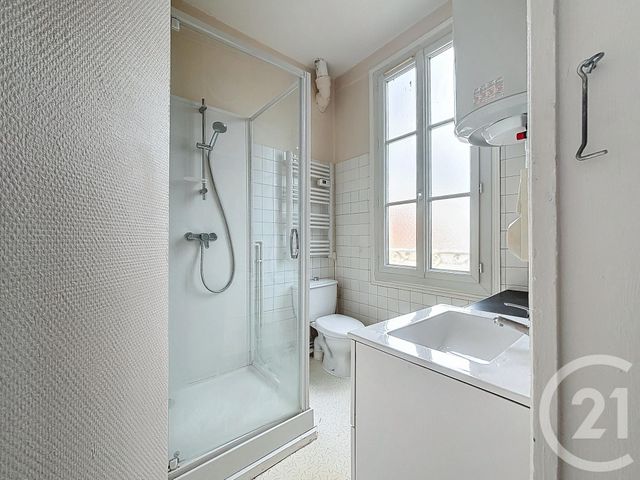 Appartement F2 à louer - 2 pièces - 45.0 m2 - STE SAVINE - 10 - CHAMPAGNE-ARDENNE - Century 21 Lairé Immobilier