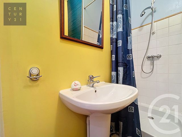 Appartement à vendre - 4 pièces - 82.06 m2 - TROYES - 10 - CHAMPAGNE-ARDENNE - Century 21 Lairé Immobilier