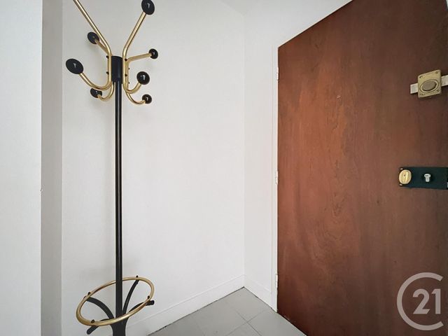 Appartement F1 à louer - 1 pièce - 25.8 m2 - TROYES - 10 - CHAMPAGNE-ARDENNE - Century 21 Lairé Immobilier