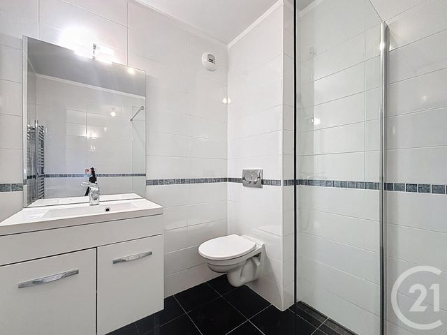 Appartement F1 à louer - 1 pièce - 31.0 m2 - STE SAVINE - 10 - CHAMPAGNE-ARDENNE - Century 21 Lairé Immobilier