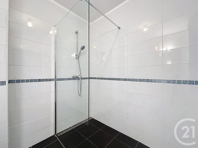 Appartement F1 à louer - 1 pièce - 31.0 m2 - STE SAVINE - 10 - CHAMPAGNE-ARDENNE - Century 21 Lairé Immobilier