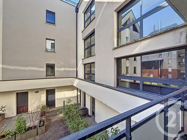 Appartement F1 à louer - 1 pièce - 31.0 m2 - STE SAVINE - 10 - CHAMPAGNE-ARDENNE - Century 21 Lairé Immobilier