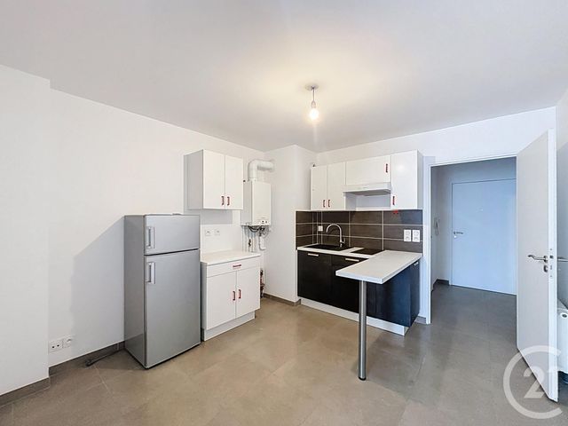 Appartement F1 à louer - 1 pièce - 31.0 m2 - STE SAVINE - 10 - CHAMPAGNE-ARDENNE - Century 21 Lairé Immobilier