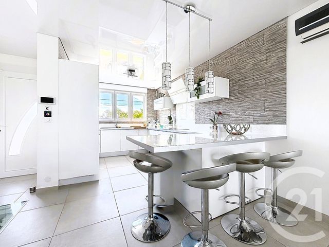 maison à vendre - 6 pièces - 150.0 m2 - ST PARRES AUX TERTRES - 10 - CHAMPAGNE-ARDENNE - Century 21 Lairé Immobilier