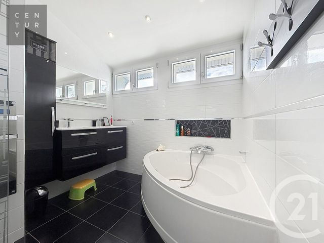 maison à vendre - 6 pièces - 150.0 m2 - ST PARRES AUX TERTRES - 10 - CHAMPAGNE-ARDENNE - Century 21 Lairé Immobilier