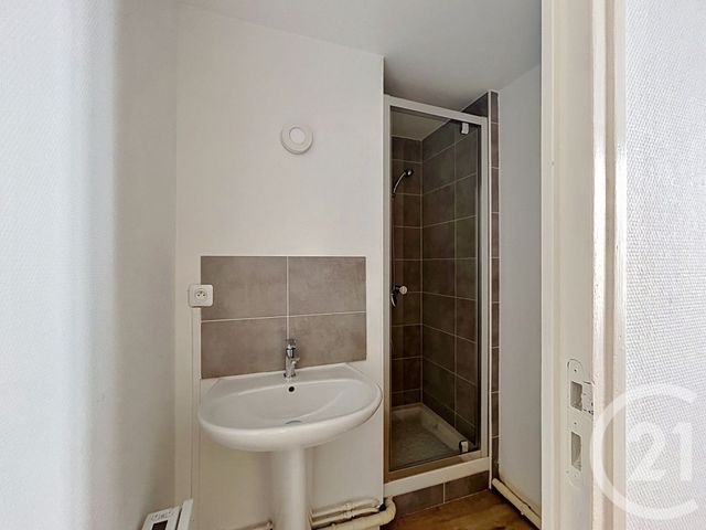 Appartement F6 à louer - 6 pièces - 130.0 m2 - TROYES - 10 - CHAMPAGNE-ARDENNE - Century 21 Lairé Immobilier