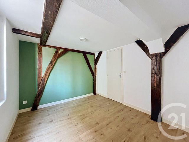 Appartement F6 à louer - 6 pièces - 130.0 m2 - TROYES - 10 - CHAMPAGNE-ARDENNE - Century 21 Lairé Immobilier