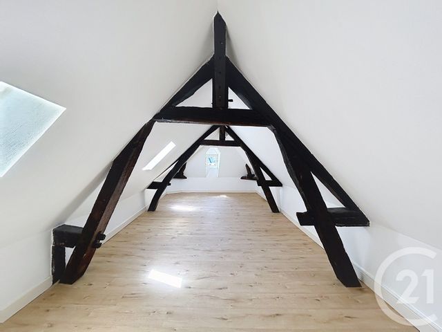Appartement F6 à louer - 6 pièces - 130.0 m2 - TROYES - 10 - CHAMPAGNE-ARDENNE - Century 21 Lairé Immobilier