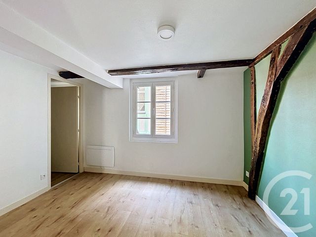 Appartement F6 à louer - 6 pièces - 130.0 m2 - TROYES - 10 - CHAMPAGNE-ARDENNE - Century 21 Lairé Immobilier