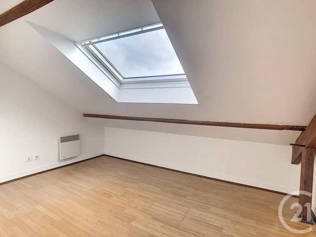 Appartement F4 à louer - 4 pièces - 50.0 m2 - TROYES - 10 - CHAMPAGNE-ARDENNE - Century 21 Lairé Immobilier