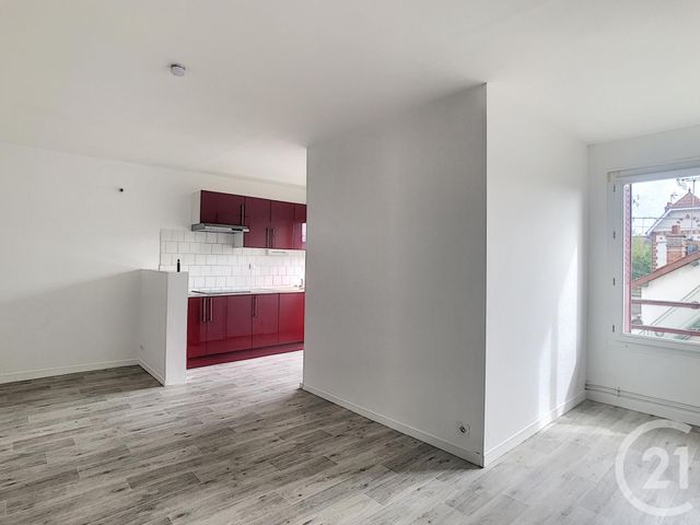 Appartement F4 à louer - 4 pièces - 50.0 m2 - TROYES - 10 - CHAMPAGNE-ARDENNE - Century 21 Lairé Immobilier