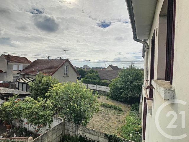 Appartement F4 à louer - 4 pièces - 50.0 m2 - TROYES - 10 - CHAMPAGNE-ARDENNE - Century 21 Lairé Immobilier