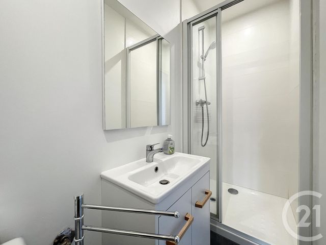 Appartement T2 à louer - 2 pièces - 22.8 m2 - TROYES - 10 - CHAMPAGNE-ARDENNE - Century 21 Lairé Immobilier