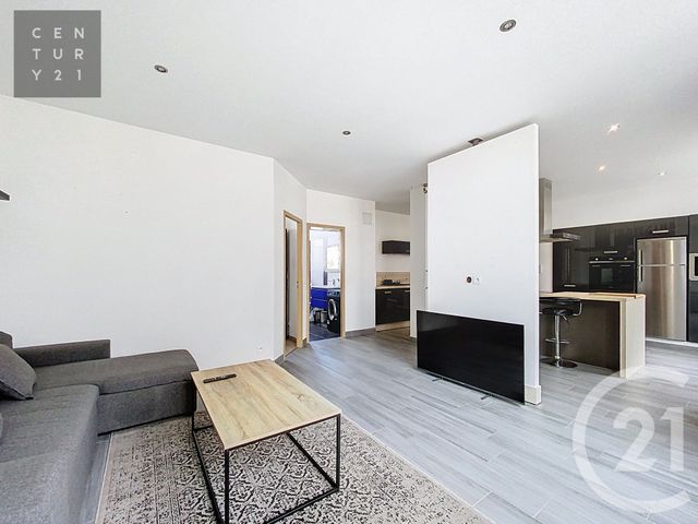 Appartement T2 à louer - 2 pièces - 54.5 m2 - TROYES - 10 - CHAMPAGNE-ARDENNE - Century 21 Lairé Immobilier