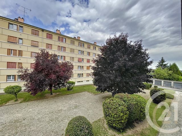 Appartement F3 à louer - 3 pièces - 63.0 m2 - ST ANDRE LES VERGERS - 10 - CHAMPAGNE-ARDENNE - Century 21 Lairé Immobilier