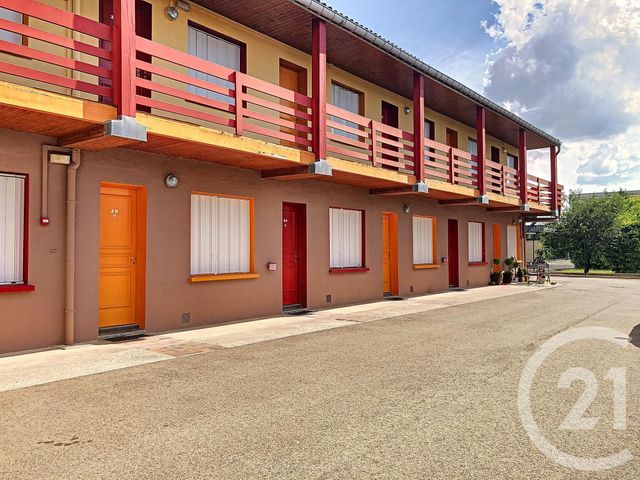 Appartement F1 à louer - 1 pièce - 17.0 m2 - STE SAVINE - 10 - CHAMPAGNE-ARDENNE - Century 21 Lairé Immobilier