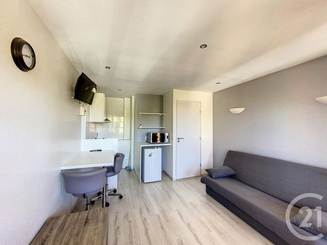 Appartement F1 à louer STE SAVINE