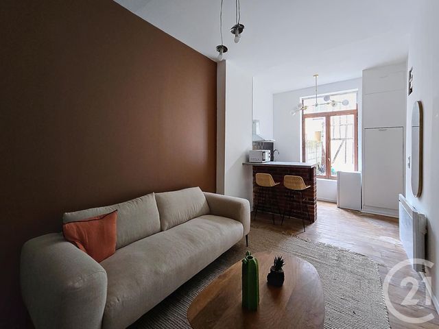 Appartement F2 à louer - 2 pièces - 25.2 m2 - TROYES - 10 - CHAMPAGNE-ARDENNE - Century 21 Lairé Immobilier