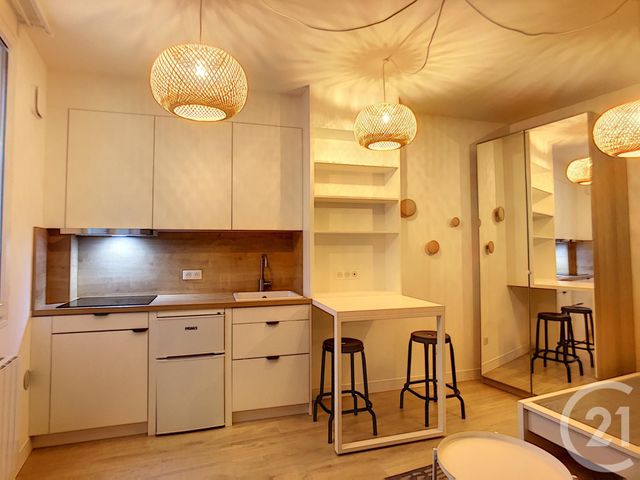 Appartement T1 à louer - 1 pièce - 24.0 m2 - TROYES - 10 - CHAMPAGNE-ARDENNE - Century 21 Lairé Immobilier